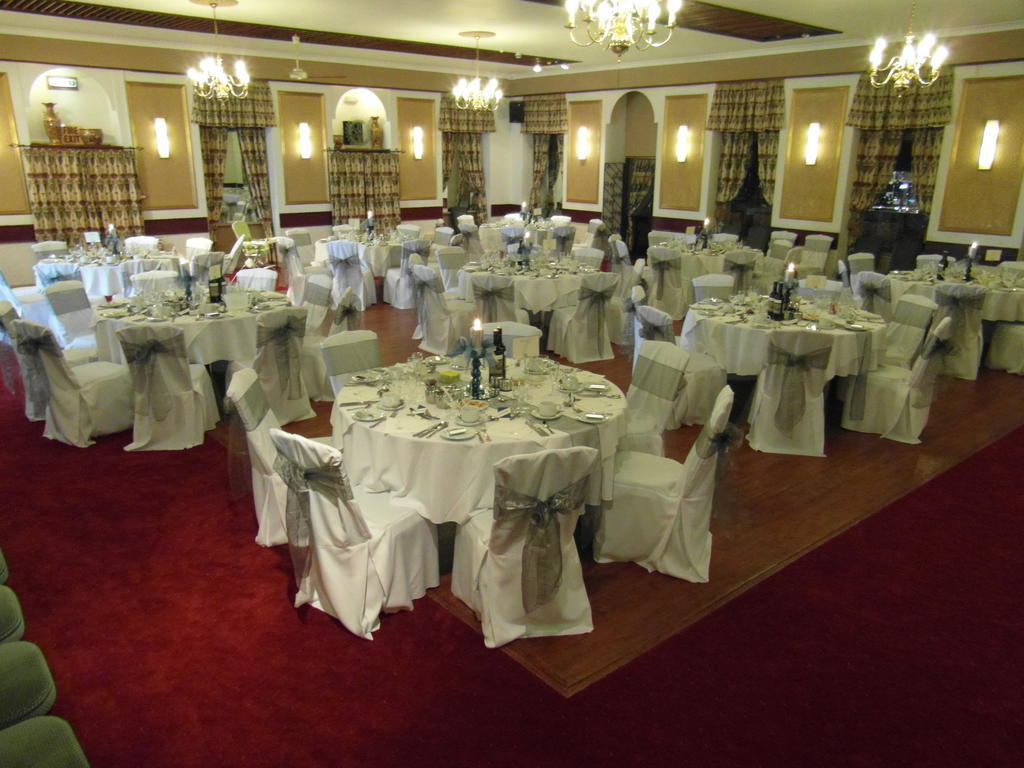Lisdoonie Hotel 배로우인퍼니스 외부 사진