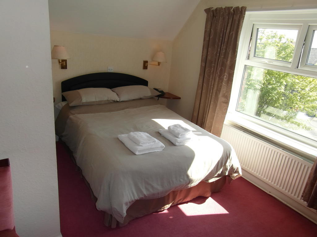 Lisdoonie Hotel 배로우인퍼니스 객실 사진
